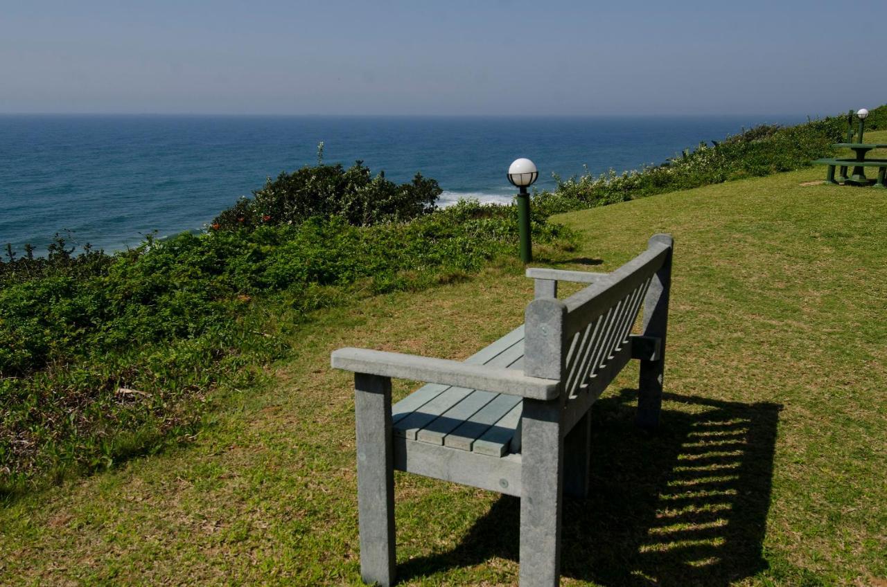 C203 Surfside Apartment Umdloti Bagian luar foto